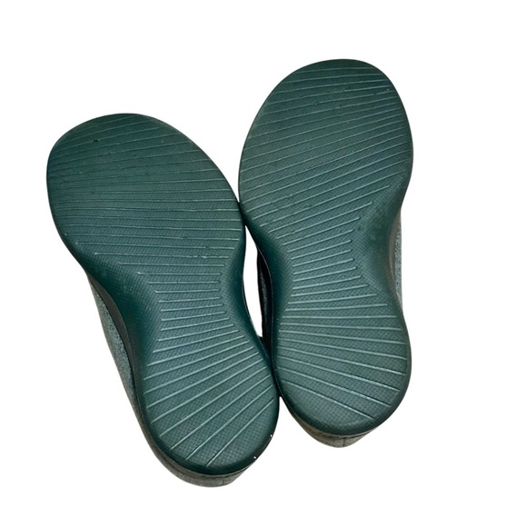 ALLBIRDS Wool Runners in matcha green - Picture 8 of 10